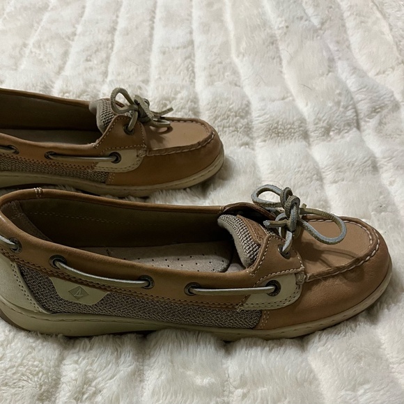 Women's Sherry's shoes size 9.5 and barely worn - Picture 2 of 6